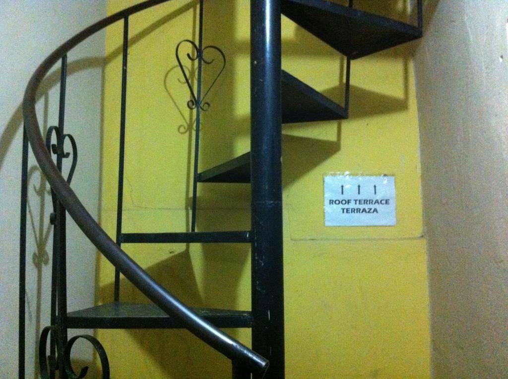 Brabant Hostal นัซกา ภายนอก รูปภาพ